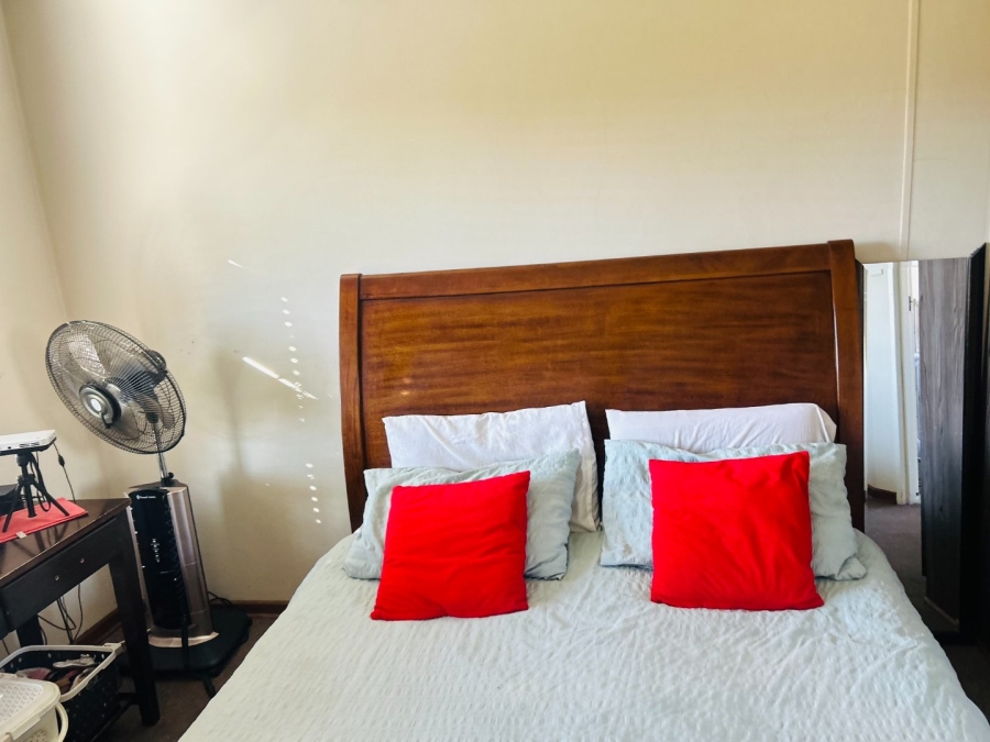 3 Bedroom Property for Sale in Hillside Free State